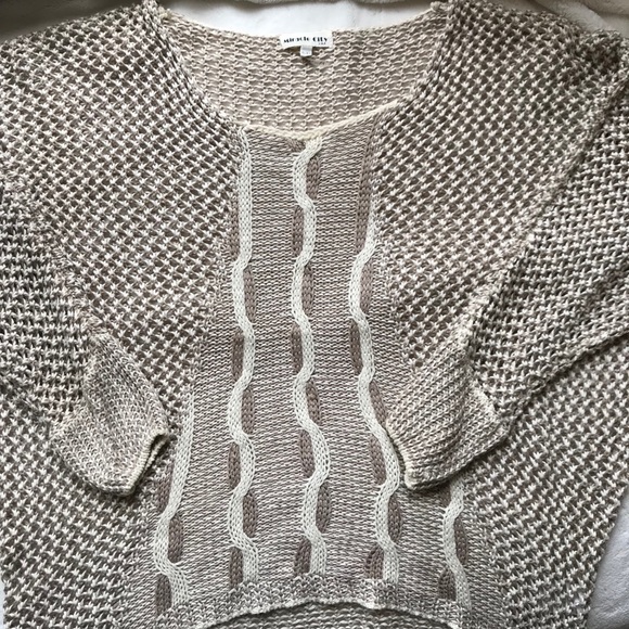 Knit sweater top 3/4 length sleeve S/M - Picture 1 of 3